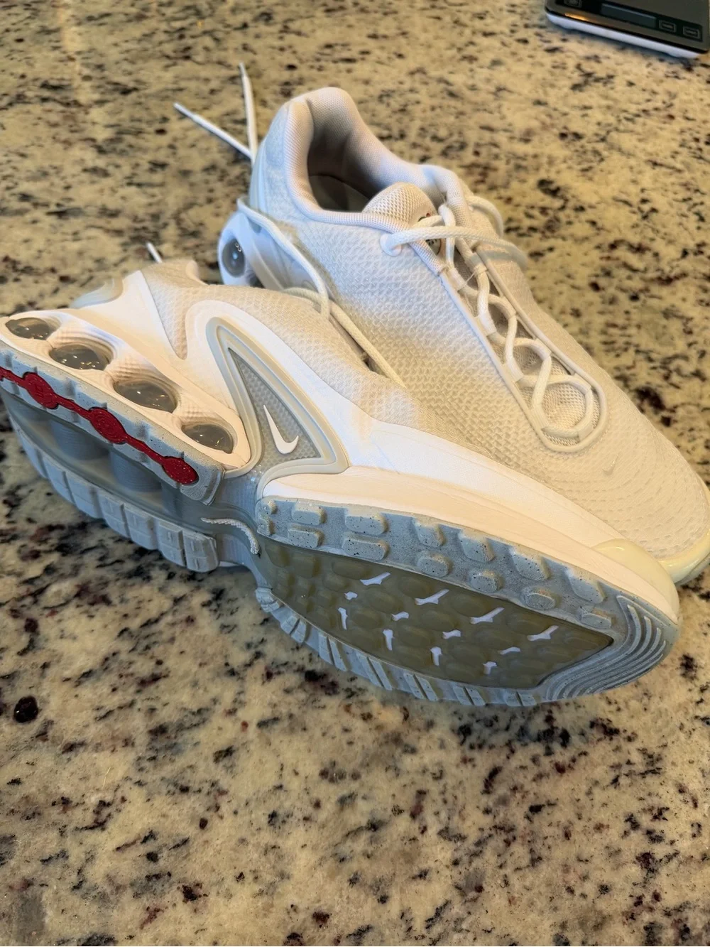 Men’s White Nike AirMax DN - Lightweight Breathable Runner - Picture 3 of 4